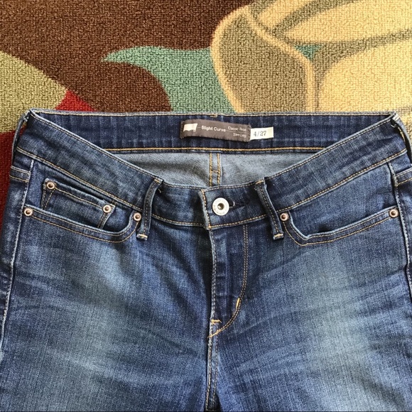 Levi’s Classic Slim Fit Jeans - Picture 2 of 6